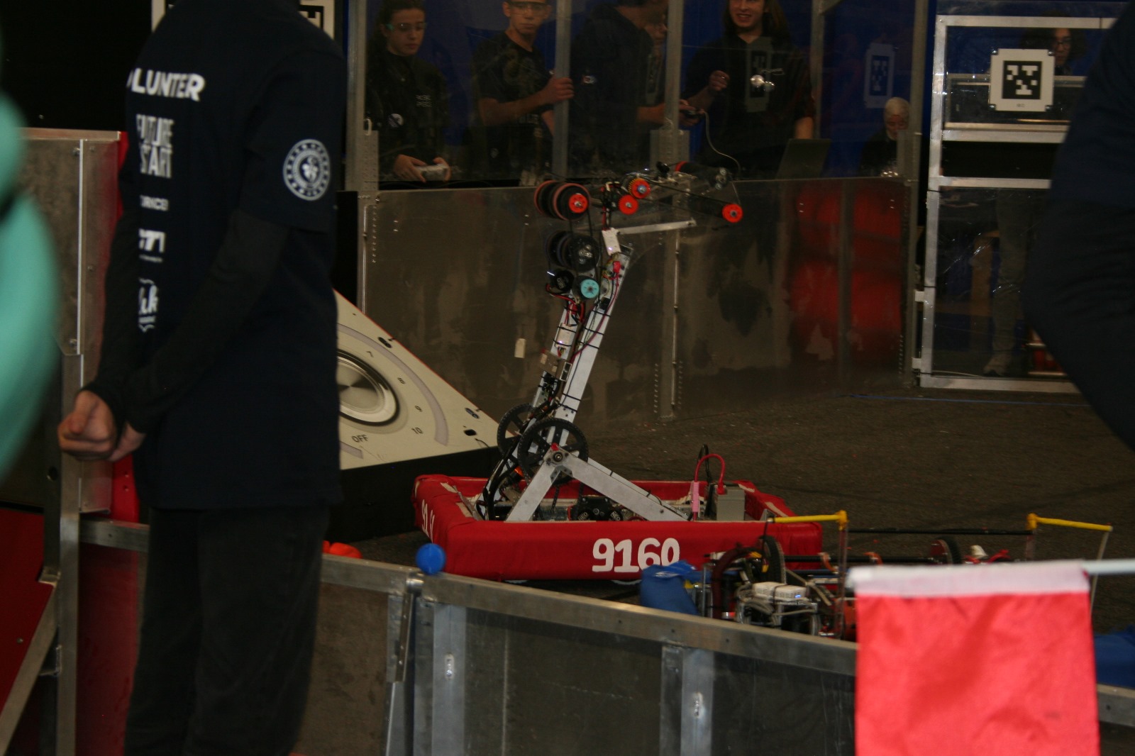 YAL Thunders 9160 Robot